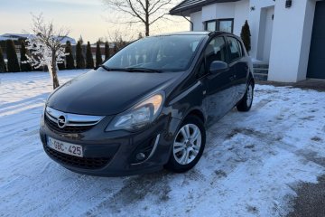 Opel Corsa 1.2 16V Cosmo