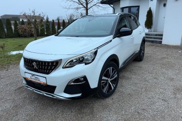 A/C Dualzone  Nawigacja Tempomat Kamera Czujniki  Hak