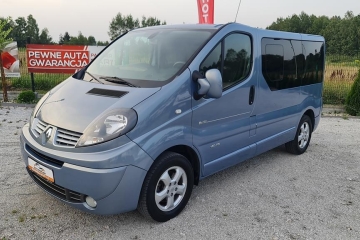 Passenger Black Edition 2.0 DCI 114 KM 8 osobowy