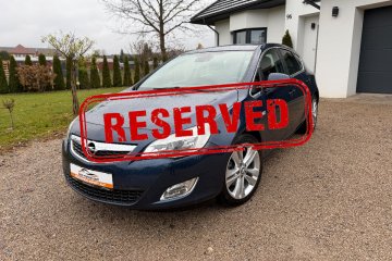 A/C 2 Strefy Nawigacja Tempomat Czujniki Półskóry Alu 18