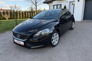 A/C Dualzone Nawigacja Czujniki Tempomat Podgrzewane fotele